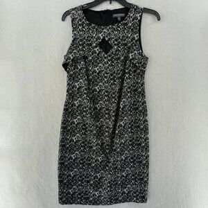 A Pea In The Pod Sheath Dress Women's S Black White Chevron Cutout Sleeveless
